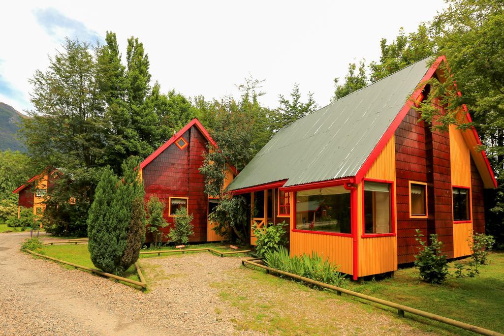 Hotel Y Cabanas Patagonia Green Puerto Aysen Chambre photo